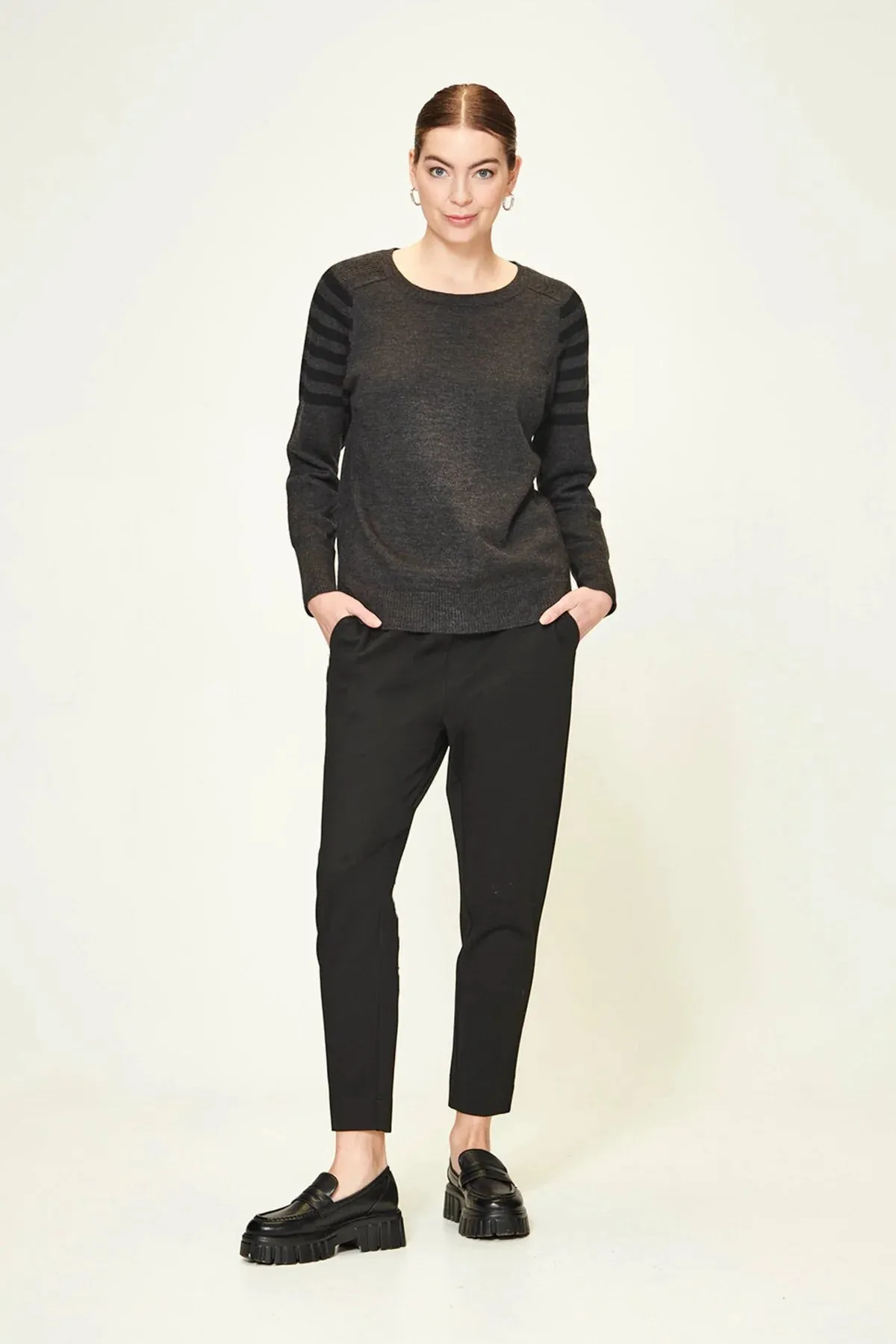 Verge Riviera Jogger - Black