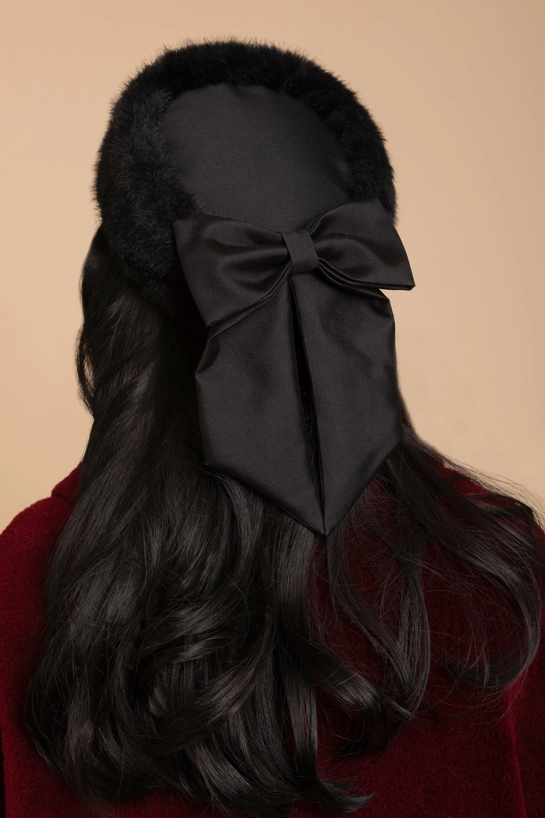 'Wonderland' Pillbox Hat with Silk Bow in Nero