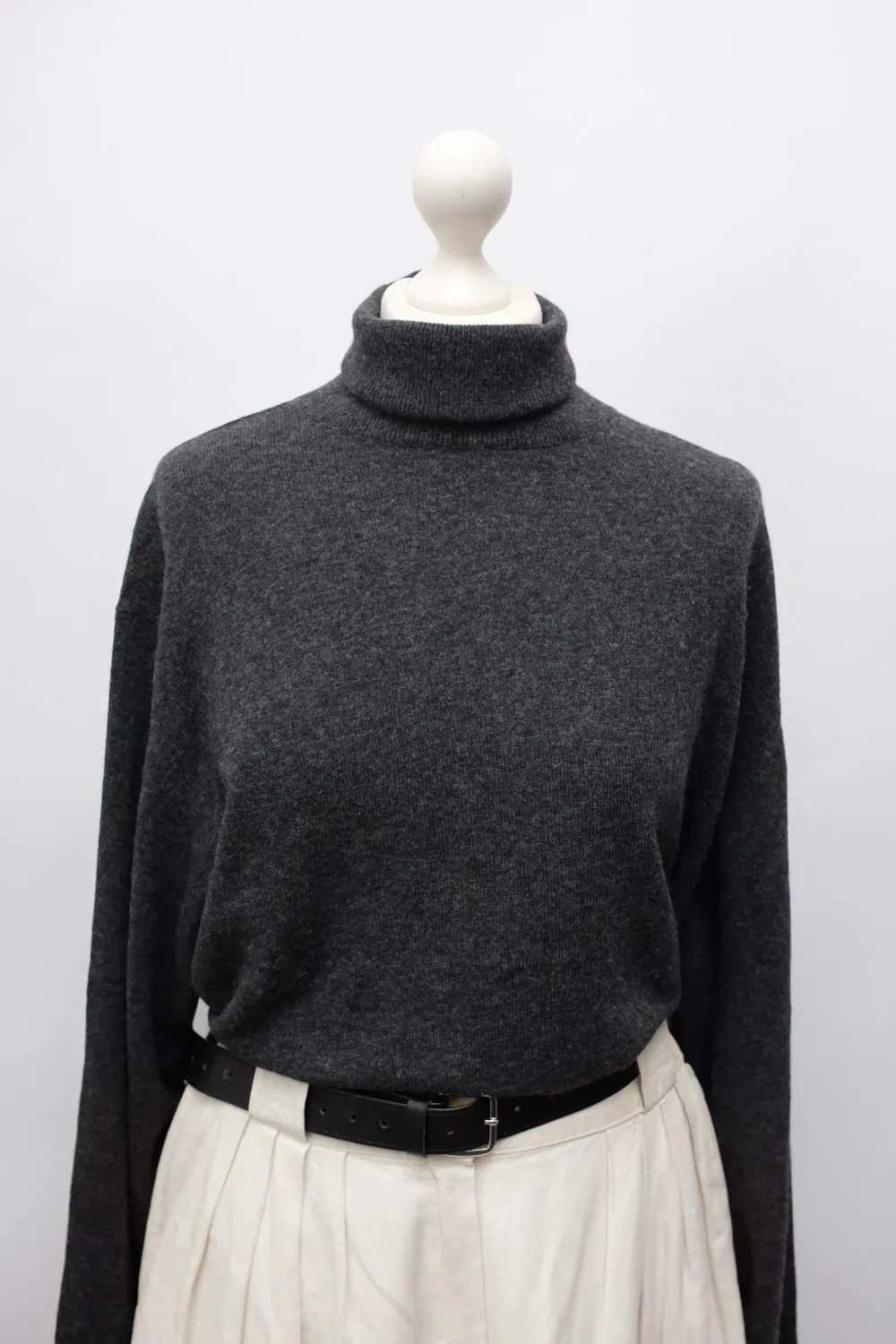 WOOL CASHMERE ITALY ANTHRACITE TURTLE SWEATER